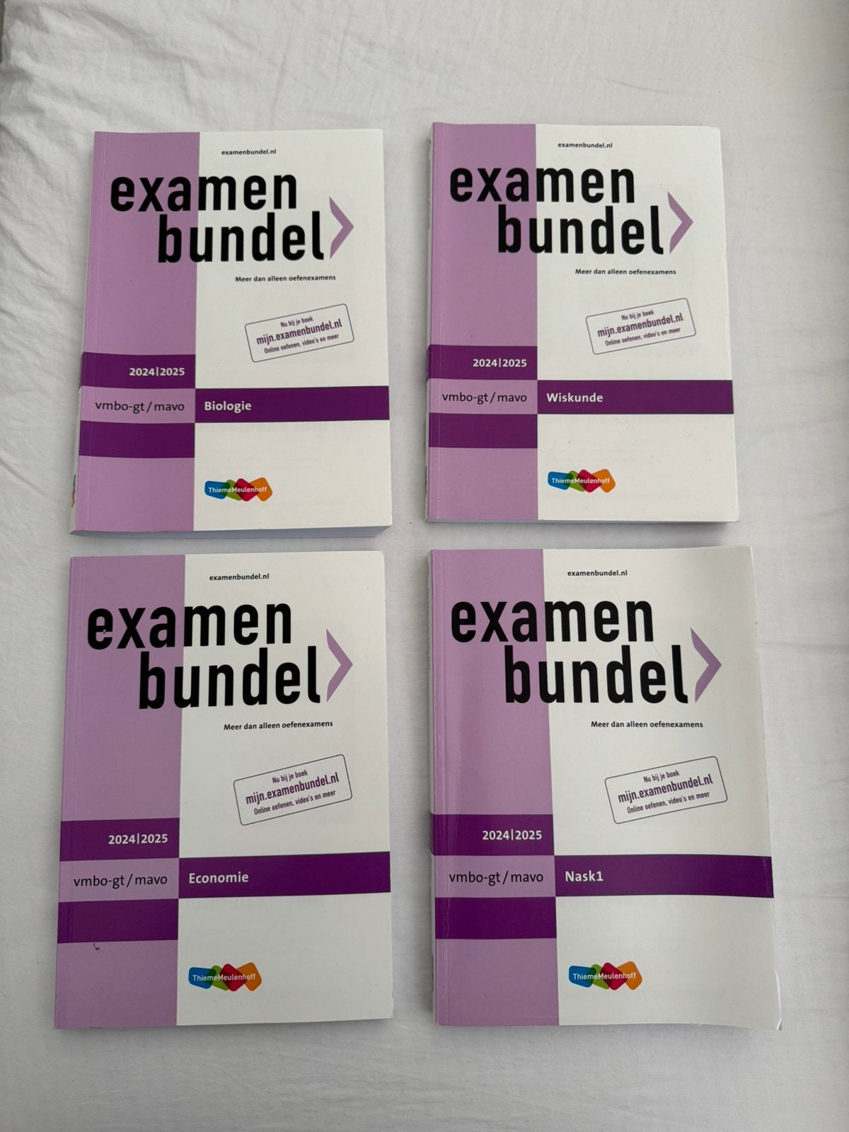 VMBO gl tl examenbundels biologie, economie, wiskunde, Nask1, Boeken, Ophalen of Verzenden, Zo goed als nieuw, VMBO, Economie