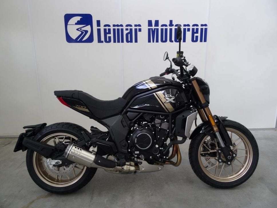 CFMOTO 700 CL-X HERITAGE (bj 2026), 2 cilinders, Bedrijf, Onbekend, Onbekend