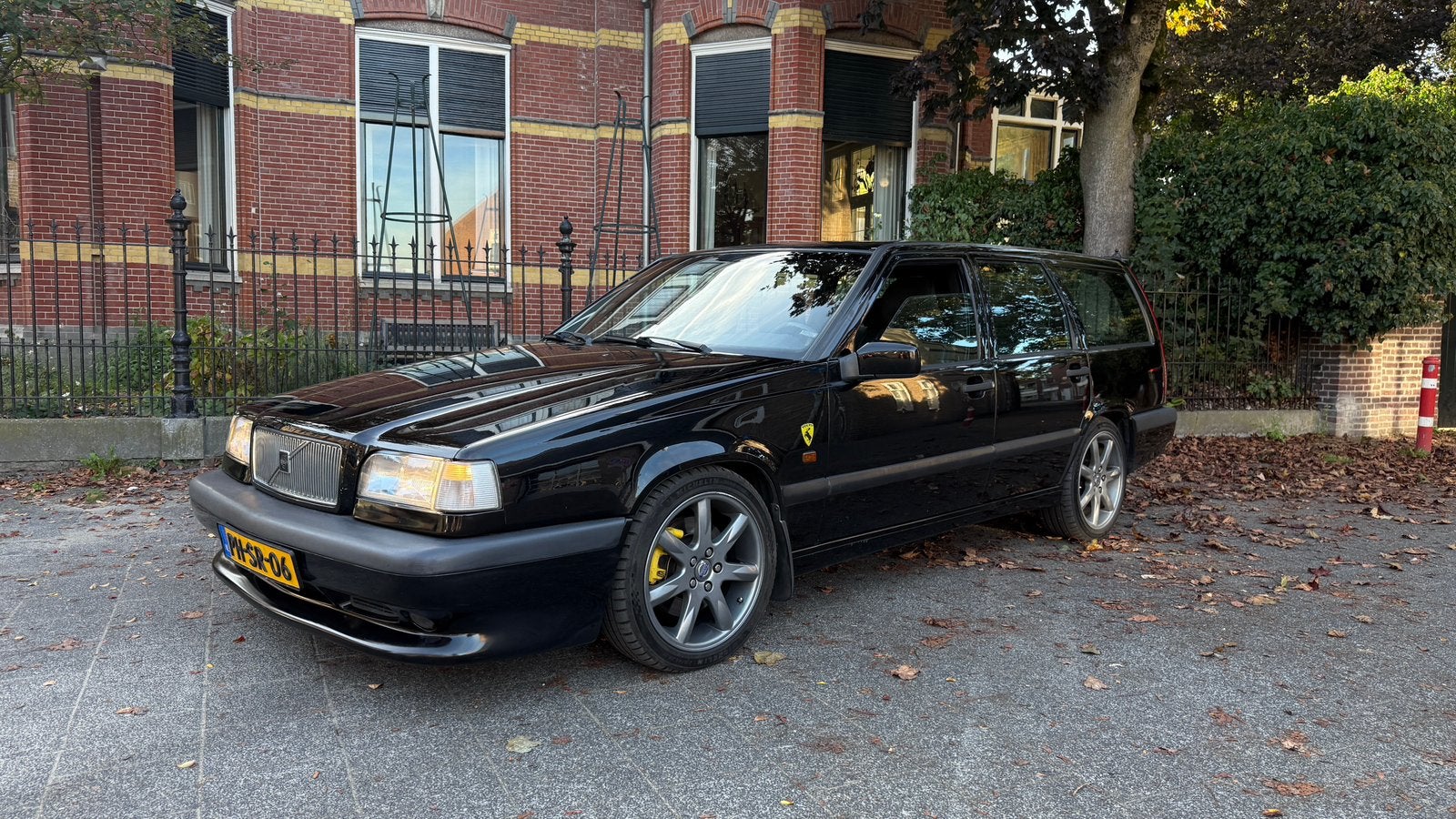 Volvo 850 R Estate | LPG | Youngtimer | Uitgebreide historie, Zwart, Verwarmde buitenspiegels, Zwart, Origineel Nederlands