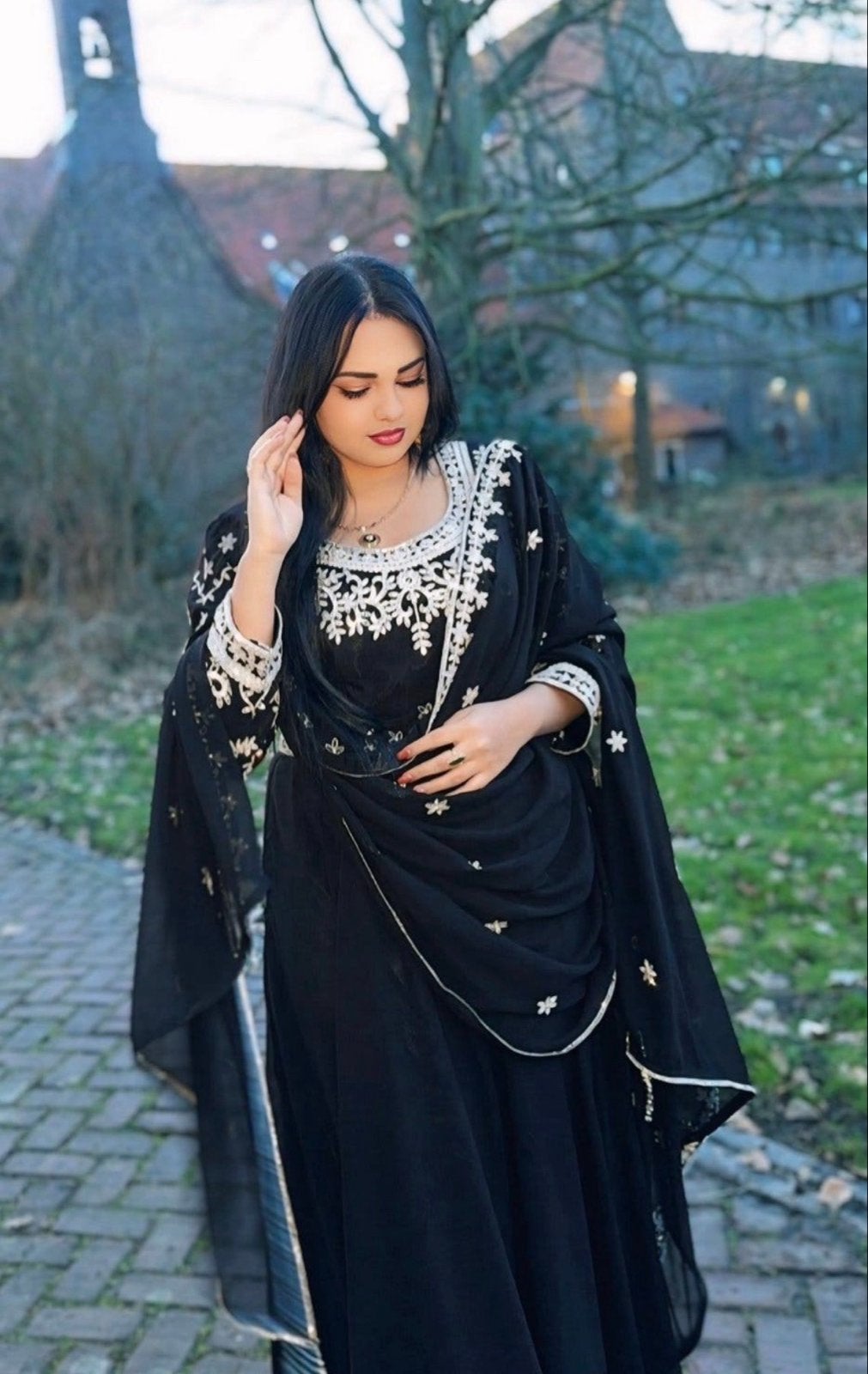 Elegante Legenda india Jurk/Dress met Borduurwerk maat 42, Kleding | Dames, Ophalen, Zwart, Maat 42/44 (L), Zo goed als nieuw