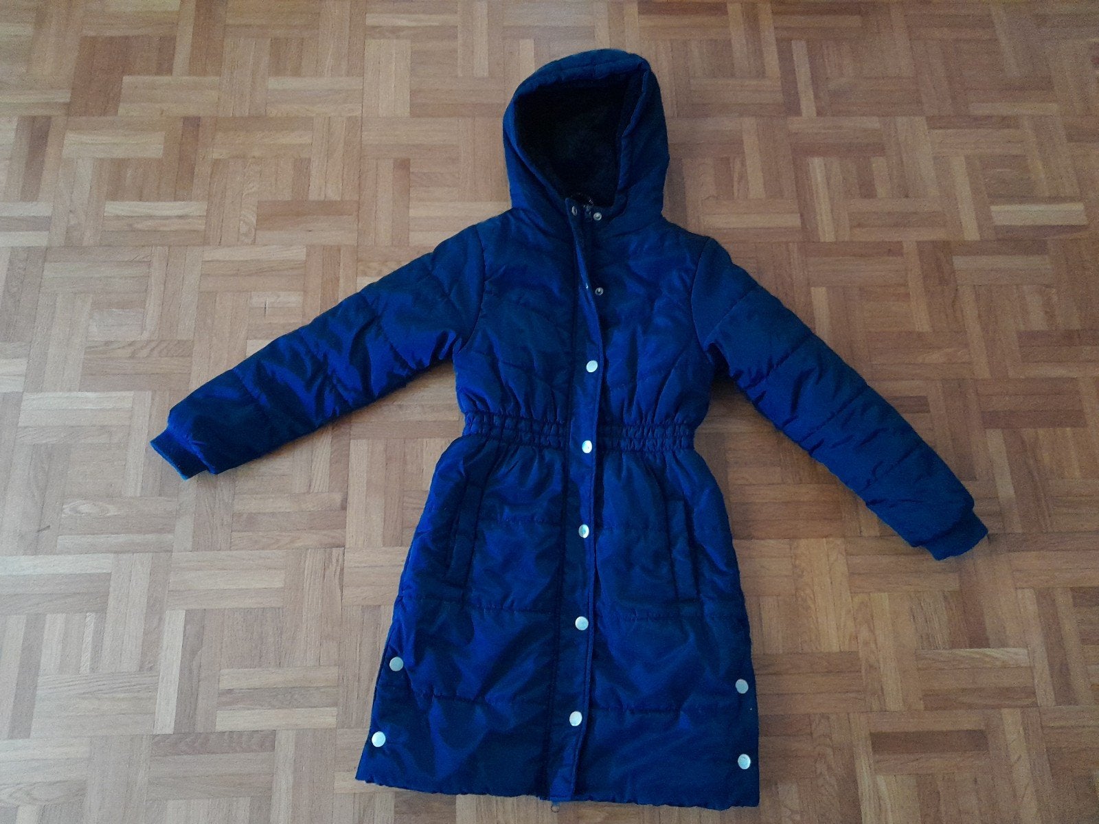 Mooie winterjas van Zeeman.
Maat 146-152.
Blauw.
Lang model., Kinderen en Baby's, Kinderkleding | Maat 146, Zeeman, Meisje, Ophalen of Verzenden