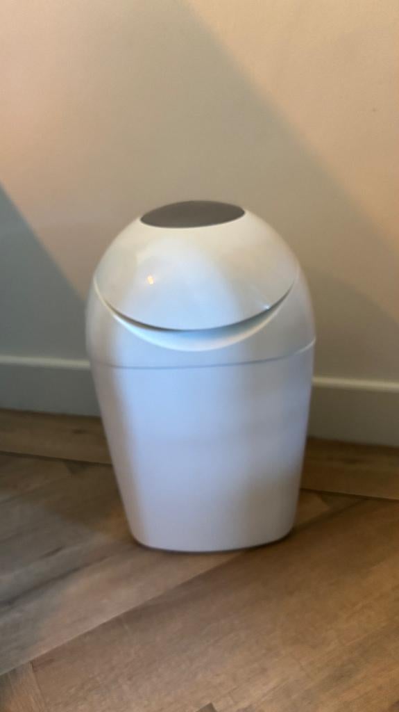 Bijna gratis Tommee Tippee luieremmer, Kinderen en Baby's, Badjes en Verzorging, Ophalen, Zo goed als nieuw, Luieremmer, Overige merken