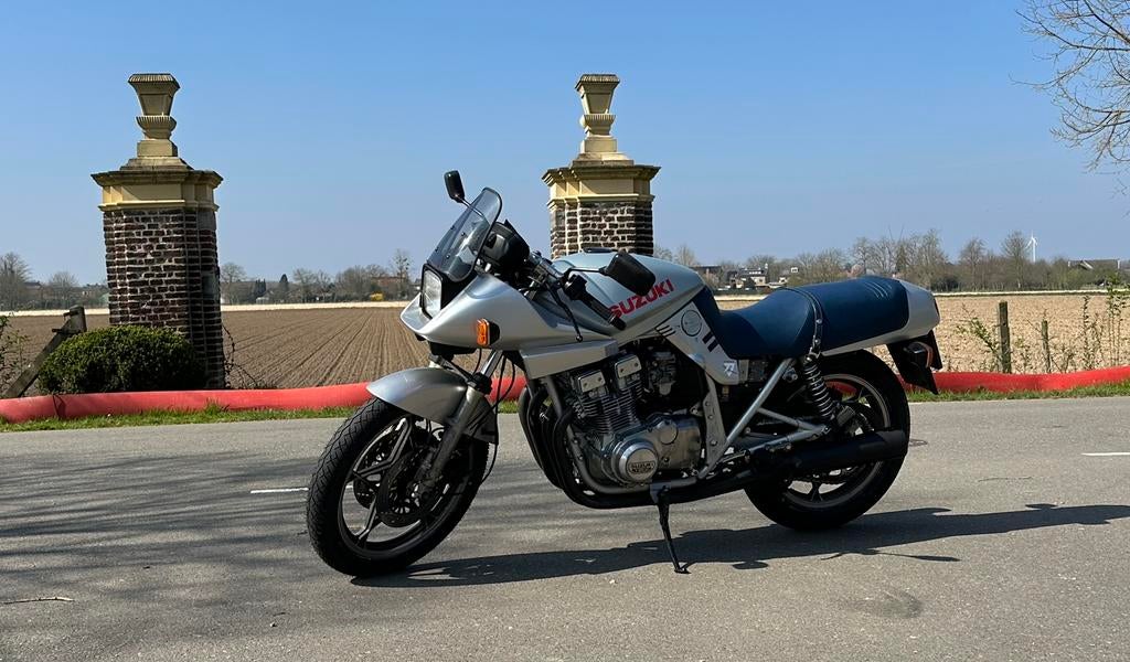 Suzuki GSX 750 S Katana, Occasion, 4 cilinders, 749 cc, Meer dan 35 kW
