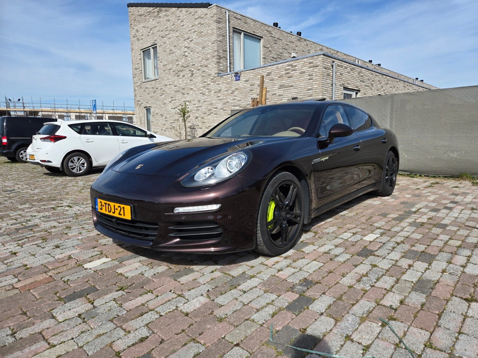 Porsche Panamera 3.0 S E-hybrid (STEKKER) ORG NL/NAP, Automaat, Achterwielaandrijving, 2995 cc, Bruin