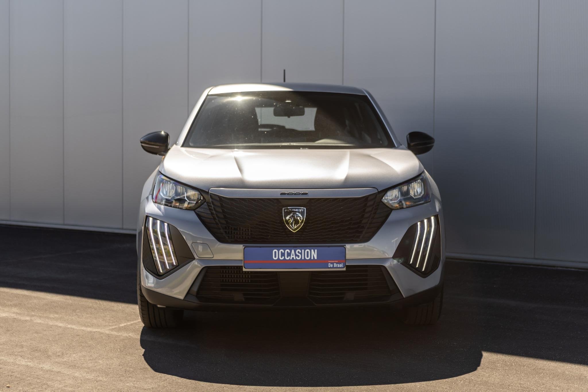 Foto 5 van Peugeot 2008 1.2 Hybrid 136 Style