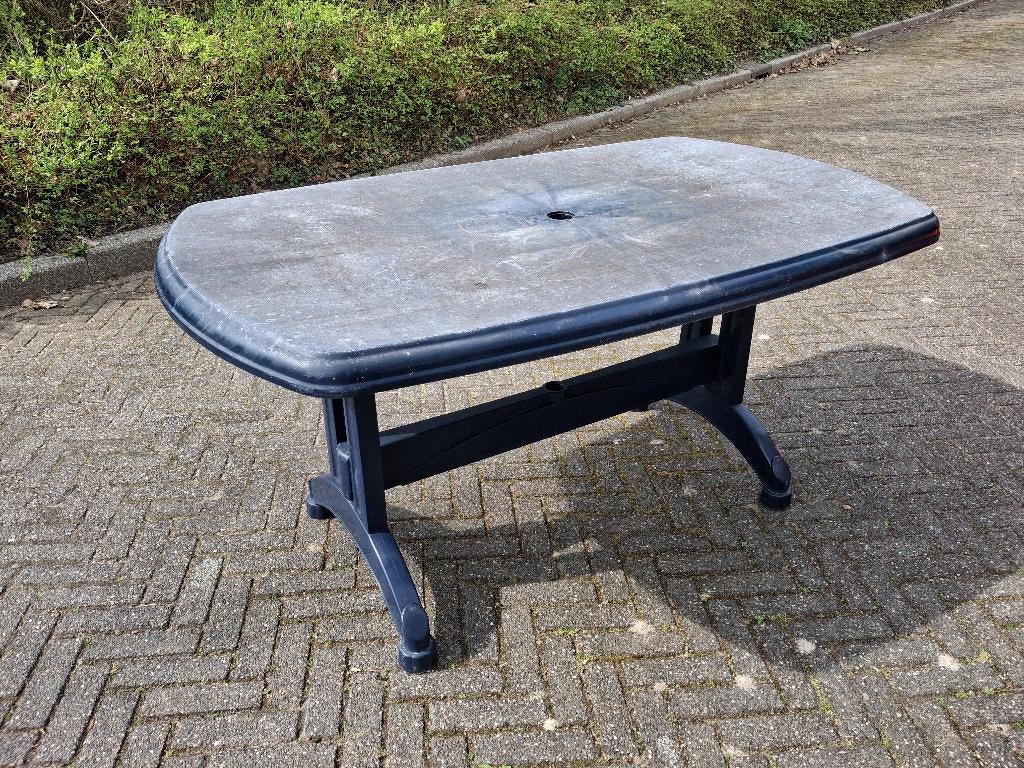 Gratis Tuintafel, Ophalen, Gebruikt, Rechthoekig, Kunststof