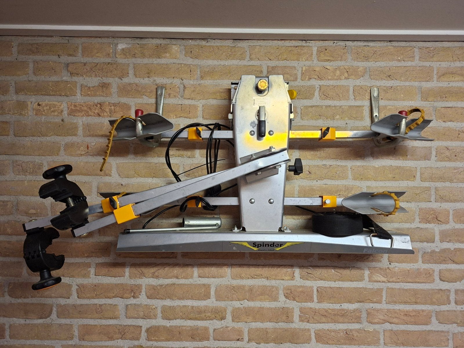 Fietsendrager voor op de auto, Ophalen