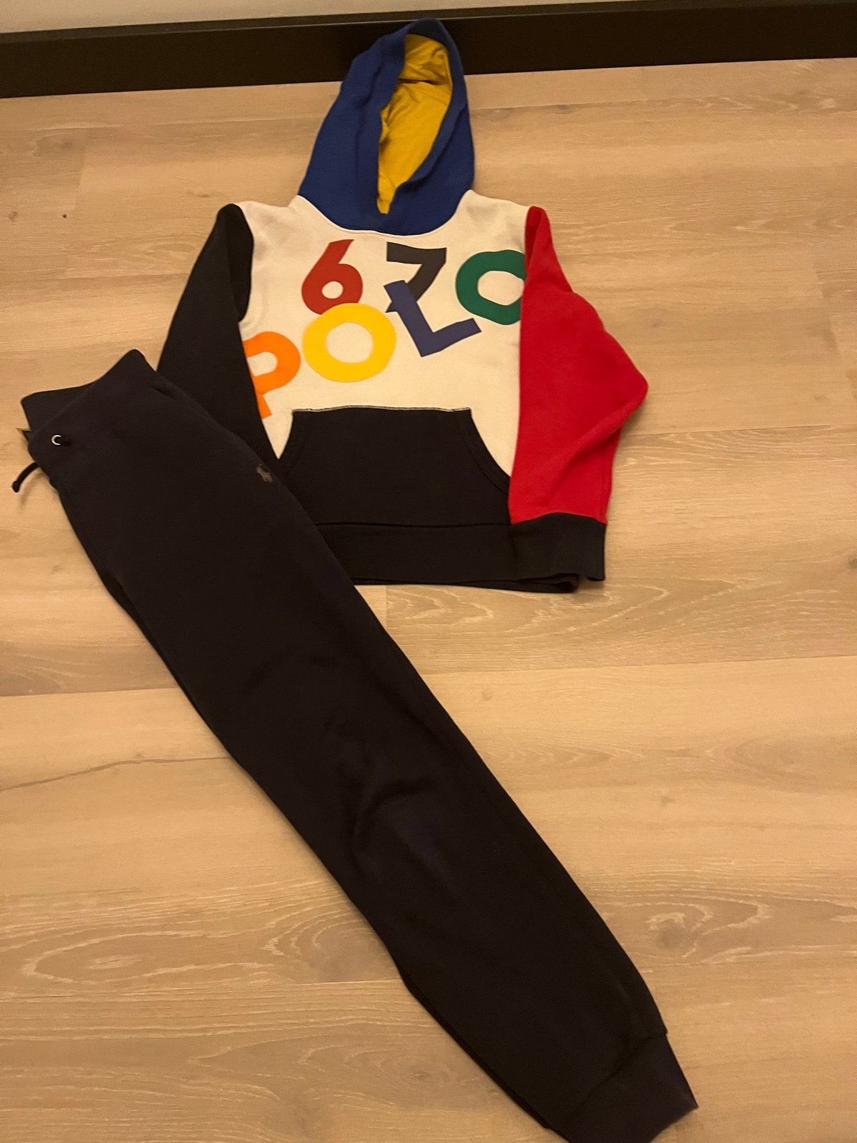 Polo Ralph Lauren trainingspak voor jongens maat 134), Ophalen of Verzenden, Zo goed als nieuw, Jongen