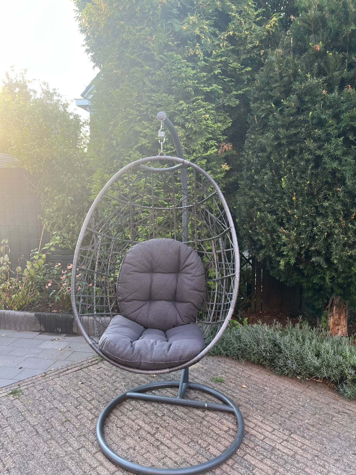 Hangstoel ei met frame, Ophalen, Zo goed als nieuw, Metaal