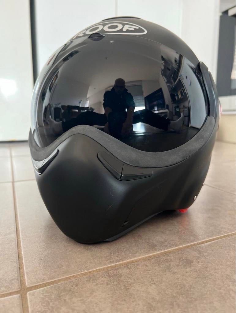 Roof Boxer V8 Carbon helm - Maat M (56/58) - Zeer net staat, Motoren, Overige merken, M, Systeemhelm, Heren