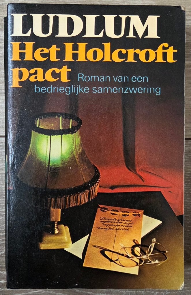 Robert Ludlum - Het Holcroft pact, Ophalen of Verzenden, Gelezen, Robert Ludlum