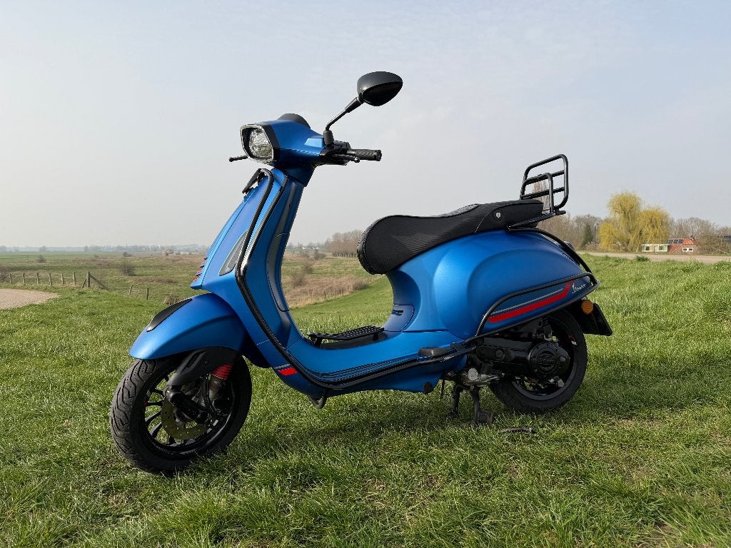 Vespa Sprint scooter met veel accessoires DIRECT RIJKLAAR, Ophalen, Gebruikt, Overige modellen, Maximaal 45 km/u
