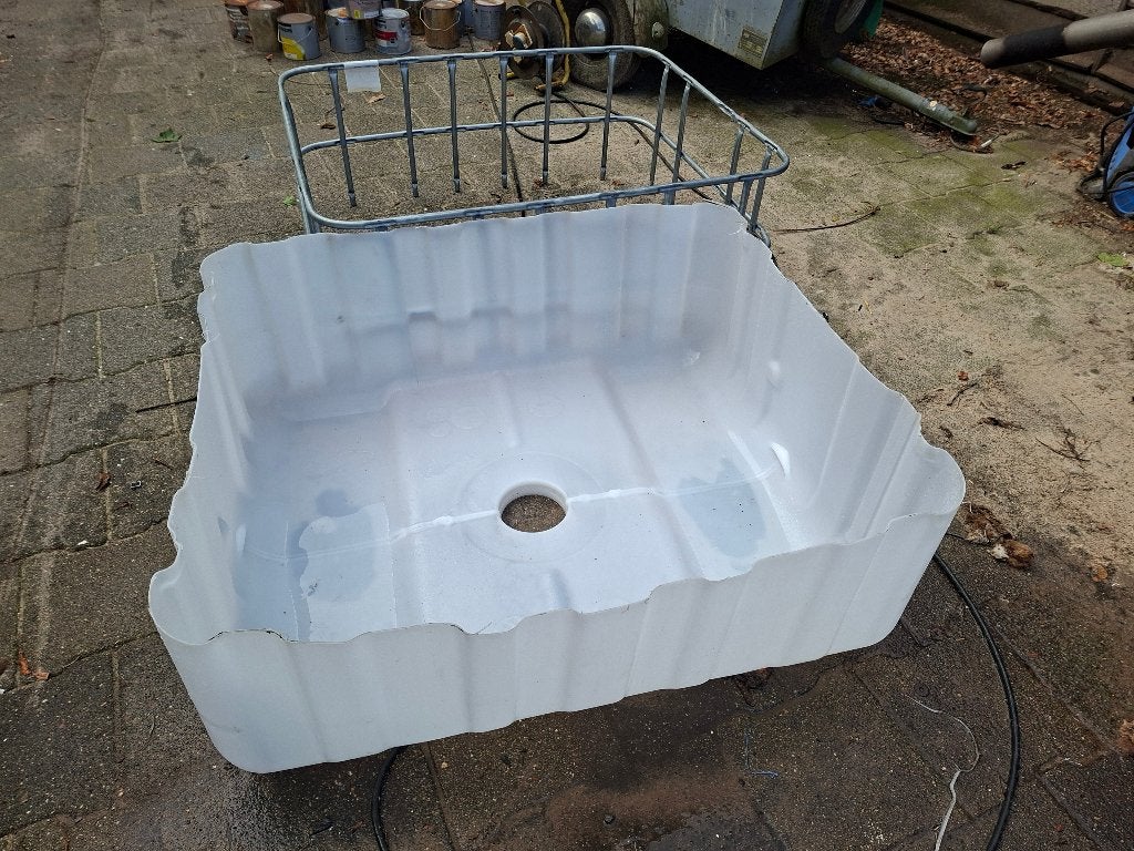 IBC   kappen   gratis   overtollig, 150 liter of meer, Ophalen, Zo goed als nieuw, Kunststof