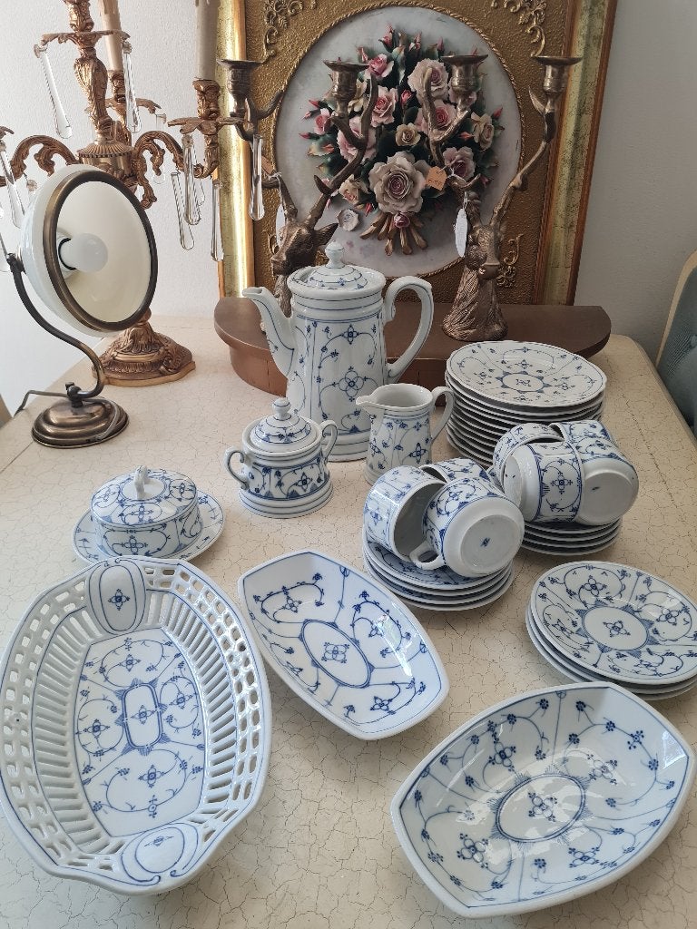 Oud 36-delig Saks ontbijt servies, Ophalen of Verzenden