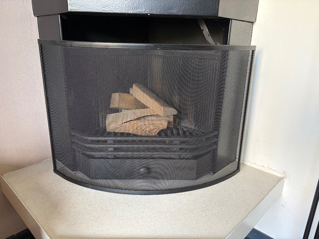 Metalen haardscherm, Ophalen, Zo goed als nieuw, Hangende haard, Houthaard