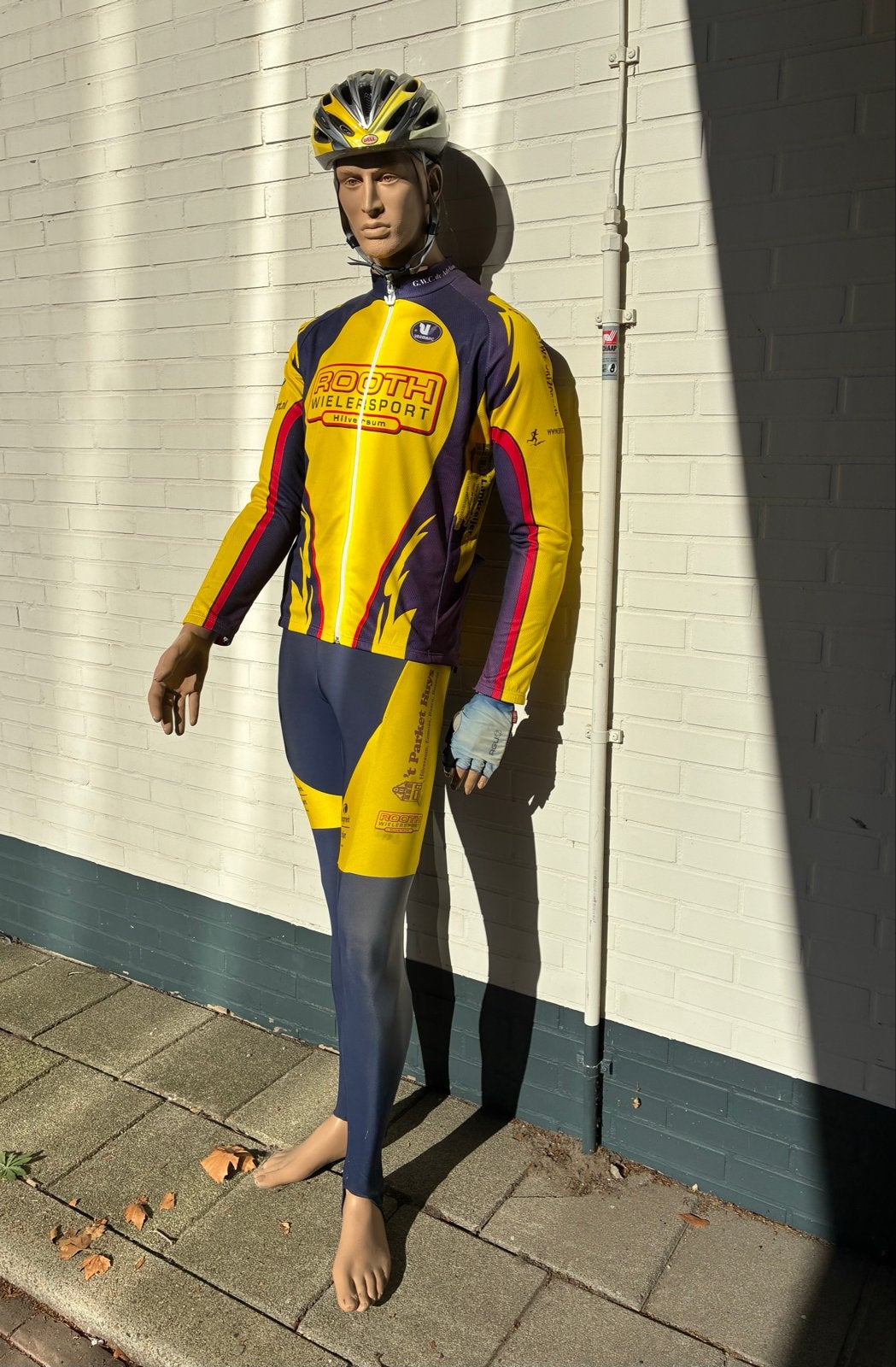 Etalagepop - € 50 - Man incl. Fietskleding en Helm, Sport en Fitness, Ophalen, Overige typen