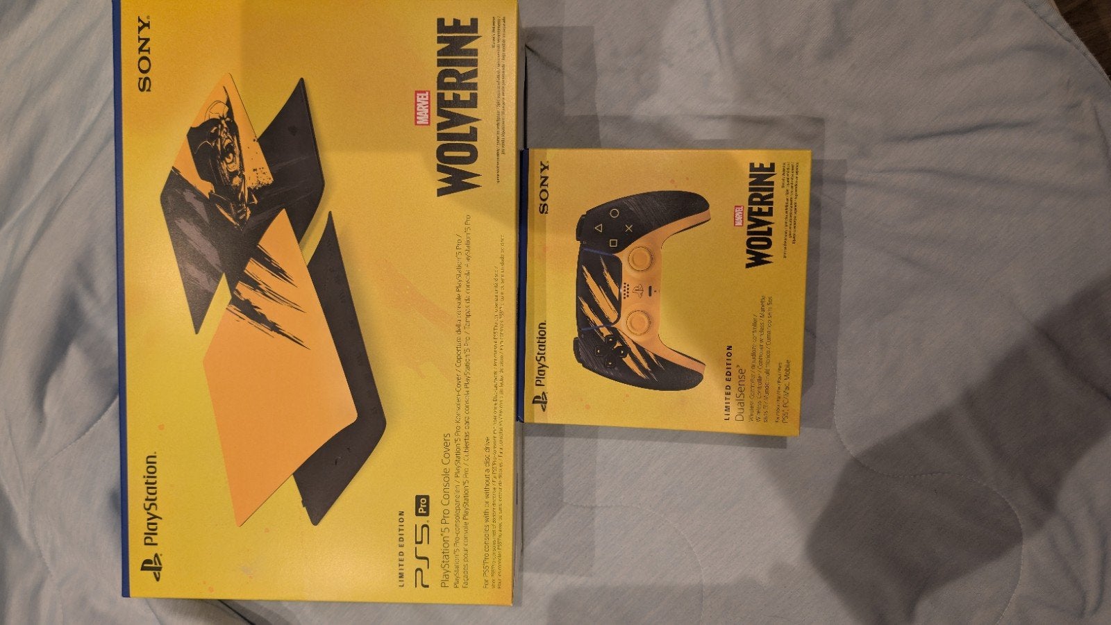Marvel Wolverine Limited Edition PS5 Pro cover & DualSen, Ophalen of Verzenden, Nieuw, Controller, PlayStation 5