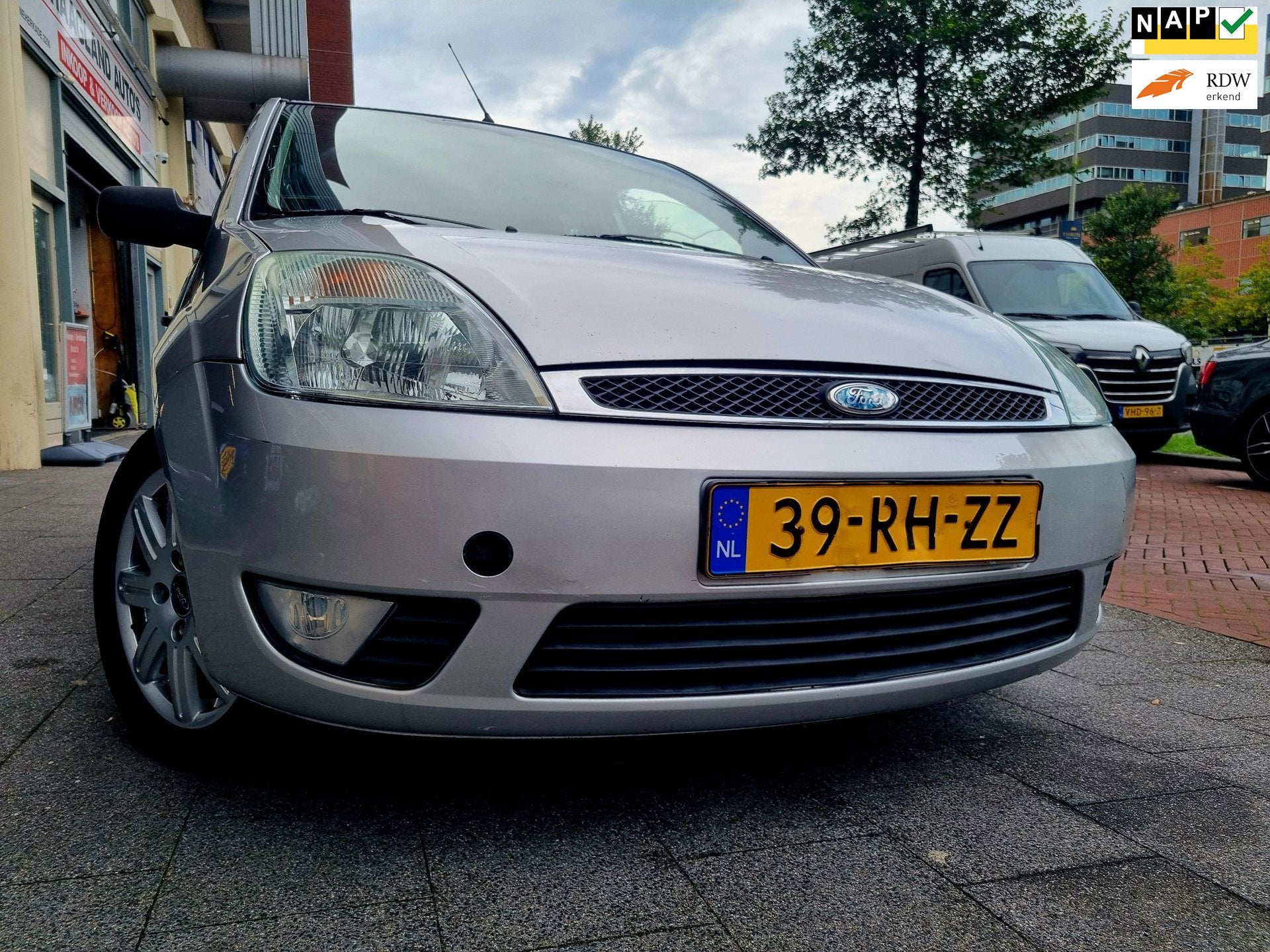 Ford Fiesta 1.6-16V Ghia Airco ElecRam Automaat, 1596 cc, 101 pk, 4 cilinders, Origineel Nederlands