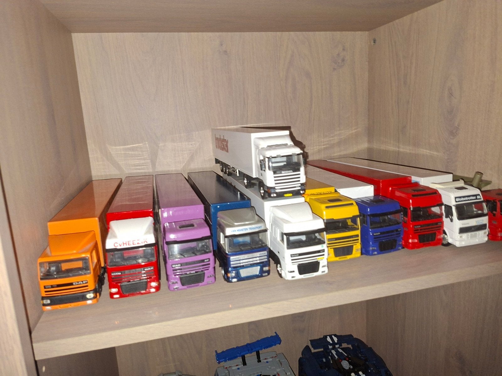 Verzameling modelvrachtwagens (diverse merken), 1:32 tot 1:50, Zo goed als nieuw, Truck, Ophalen
