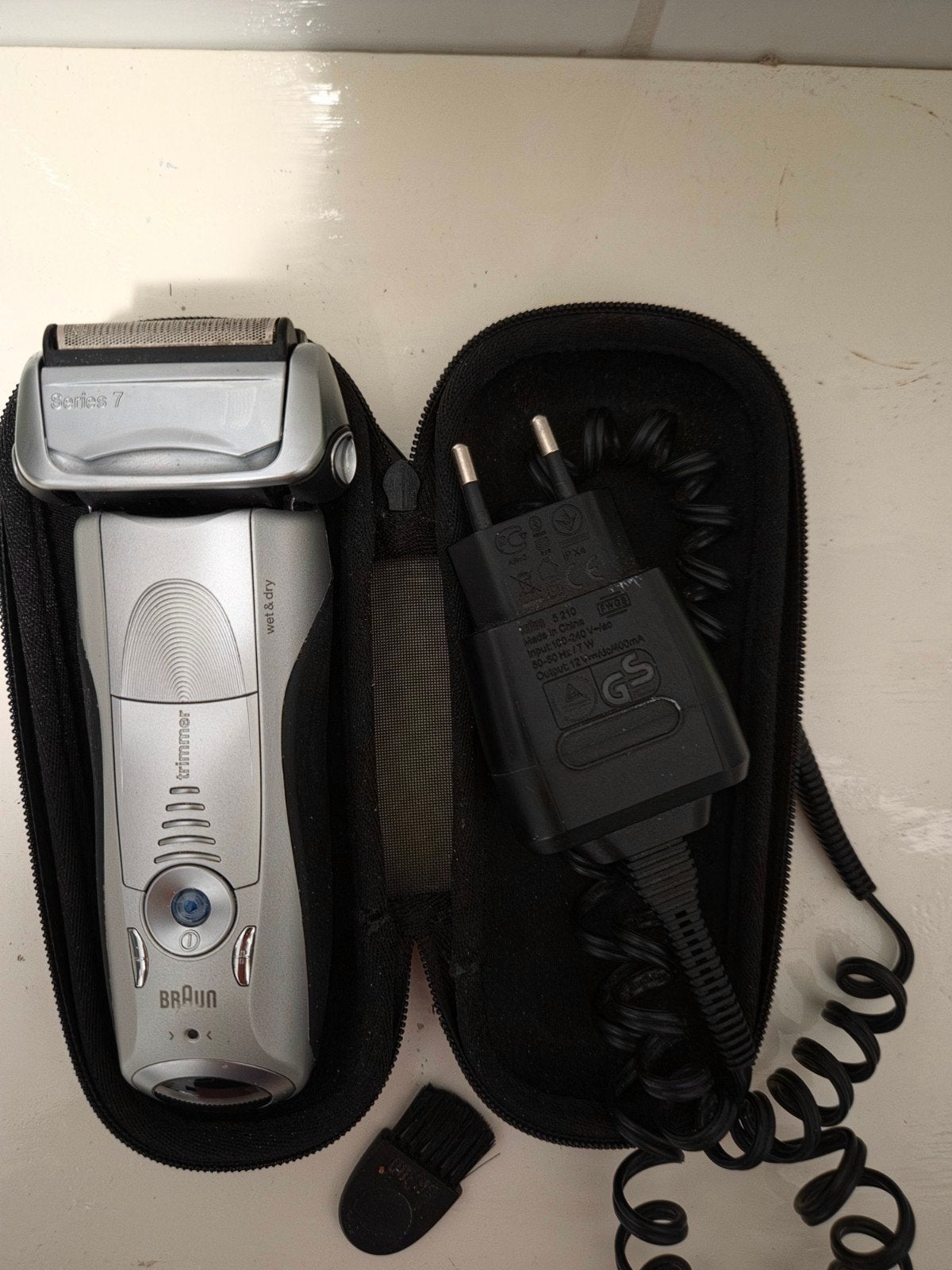 Braun Series 7 scheerapparaat - klaar voor een tweede ronde, Ophalen of Verzenden, Gebruikt