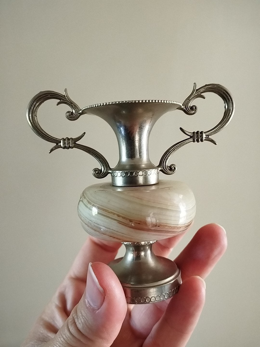 Vintage Amfora met Onyx en Zilverkleurige Details, Ophalen of Verzenden