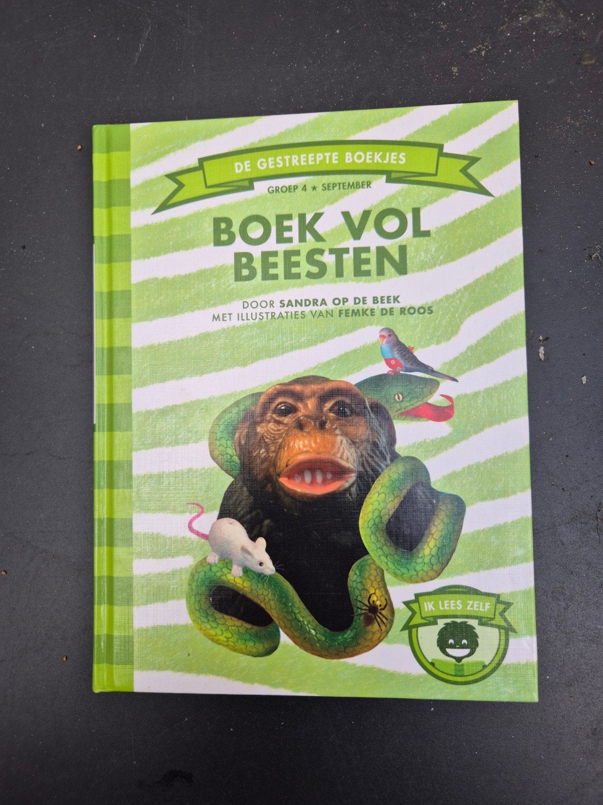 Boek vol Beesten - De Gestreepte Boekjes Groep 4, Ophalen of Verzenden, Zo goed als nieuw, Sandra op de Beek, Fictie algemeen