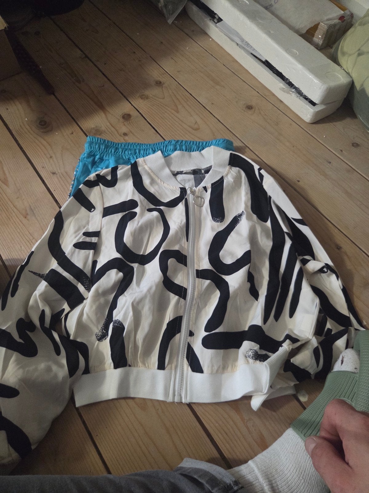 allerlij soorten dames kleding en legging, Kleding | Dames, Ophalen, Zo goed als nieuw