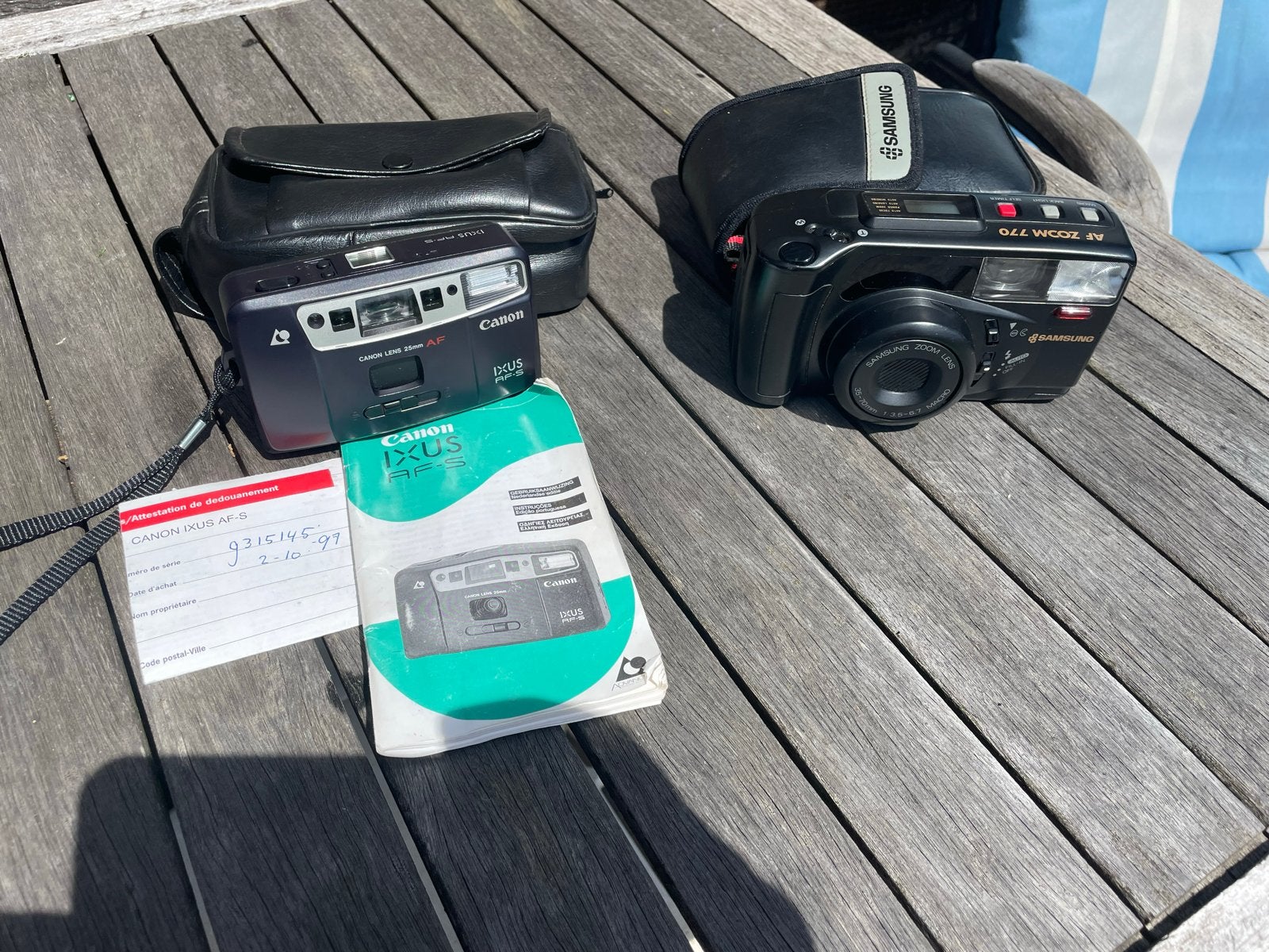 Twee vintage fototoestellen: Canon IXUS AF-S & Samsung AF Zo, Audio, Tv en Foto, Fotocamera's Analoog, Ophalen of Verzenden, Gebruikt