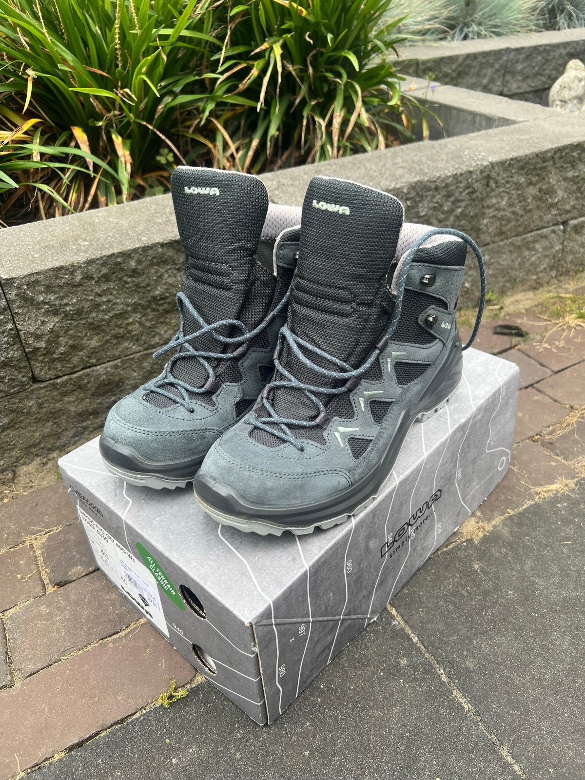 Lowa wandelschoenen - Maat 40, Ophalen, Zo goed als nieuw, Schoenen