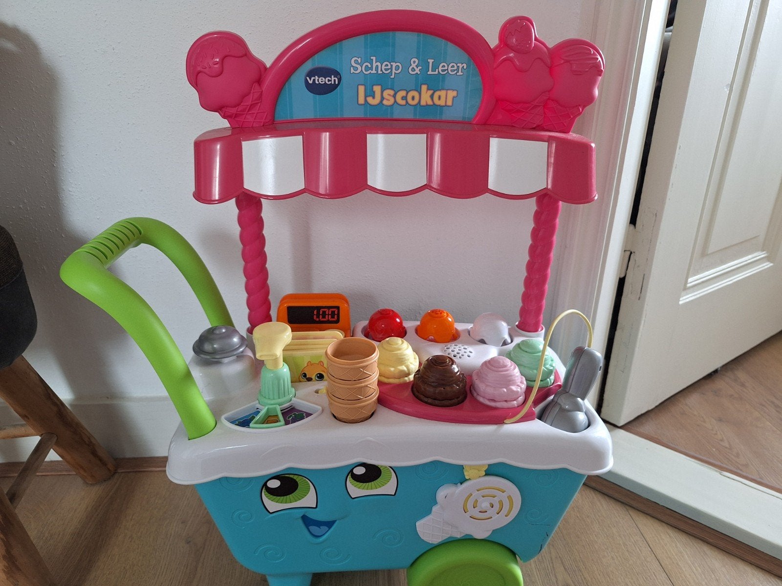 Mooie ijscokar v vtech, Kinderen en Baby's, Ophalen, Gebruikt