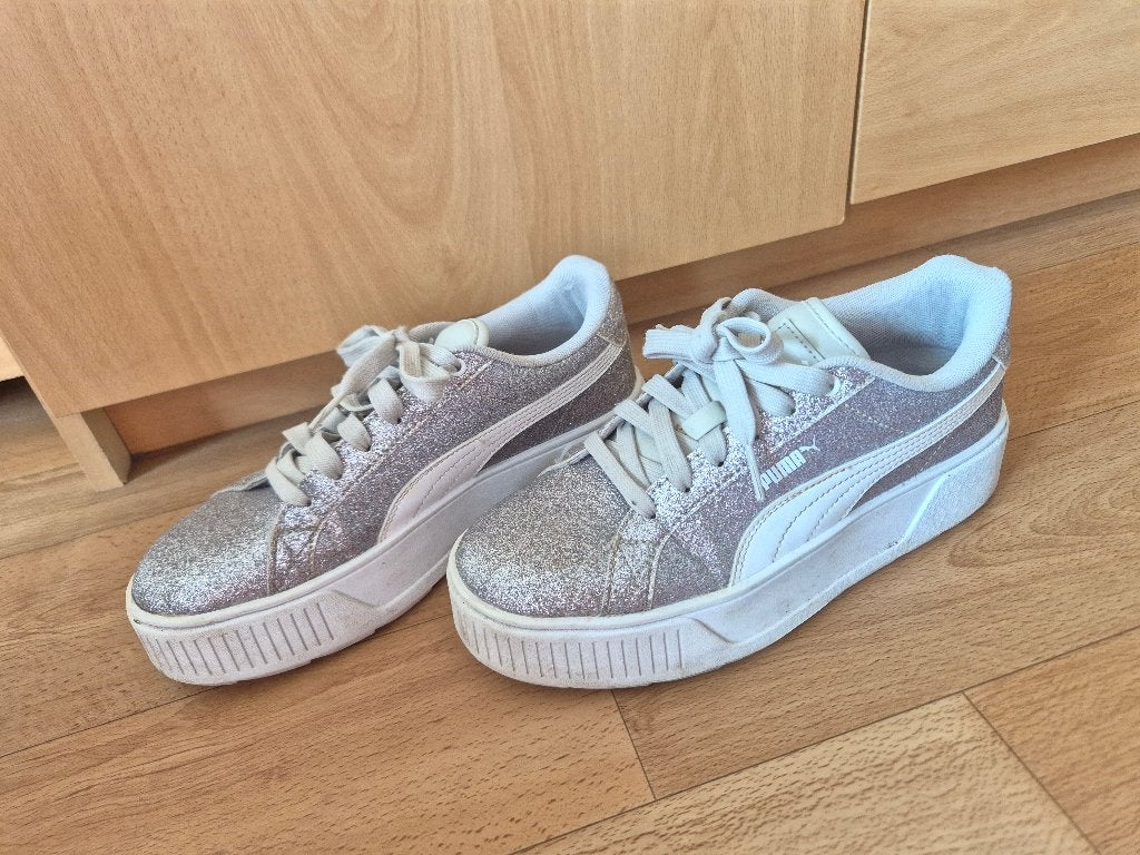Mooie Puma sneakers maat 38 - Glitter zilver, Overige kleuren, Puma, Ophalen of Verzenden, Sneakers of Gympen