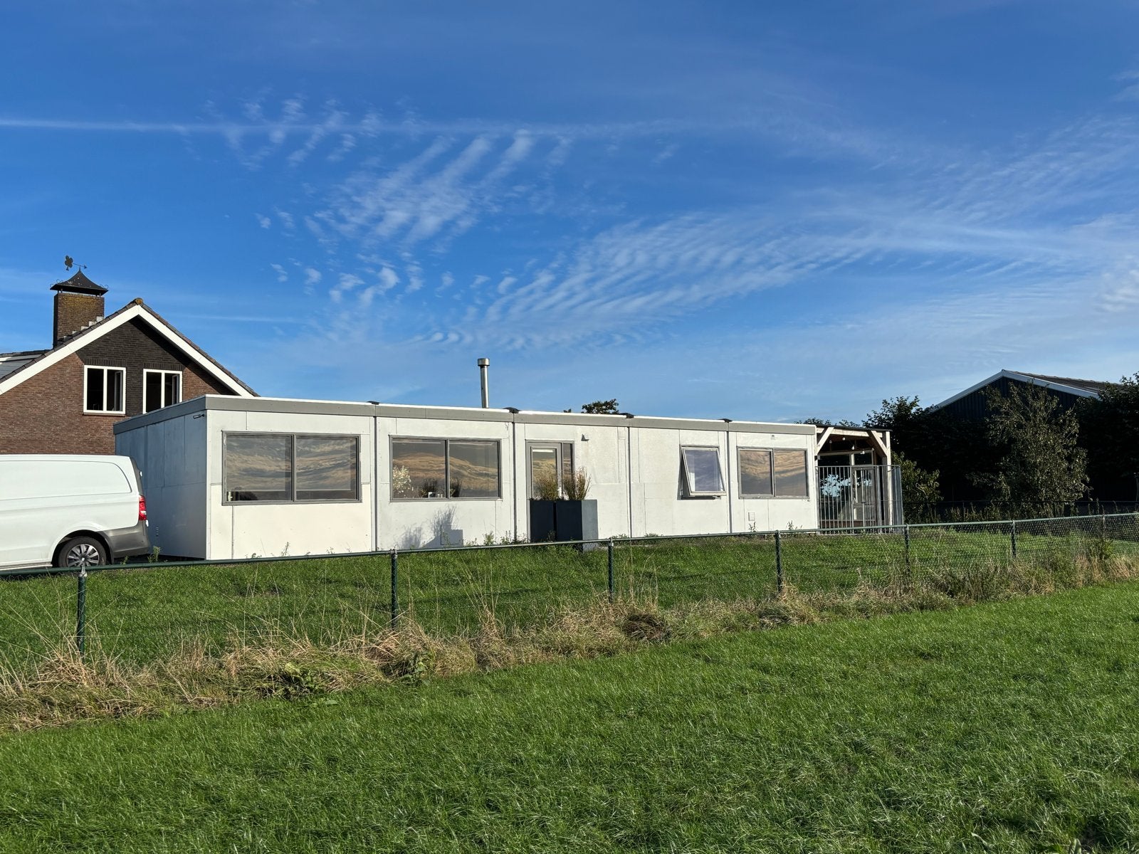 Woonunit 90 m2 per november beschikbaar, Doe-het-zelf en Verbouw, Ophalen