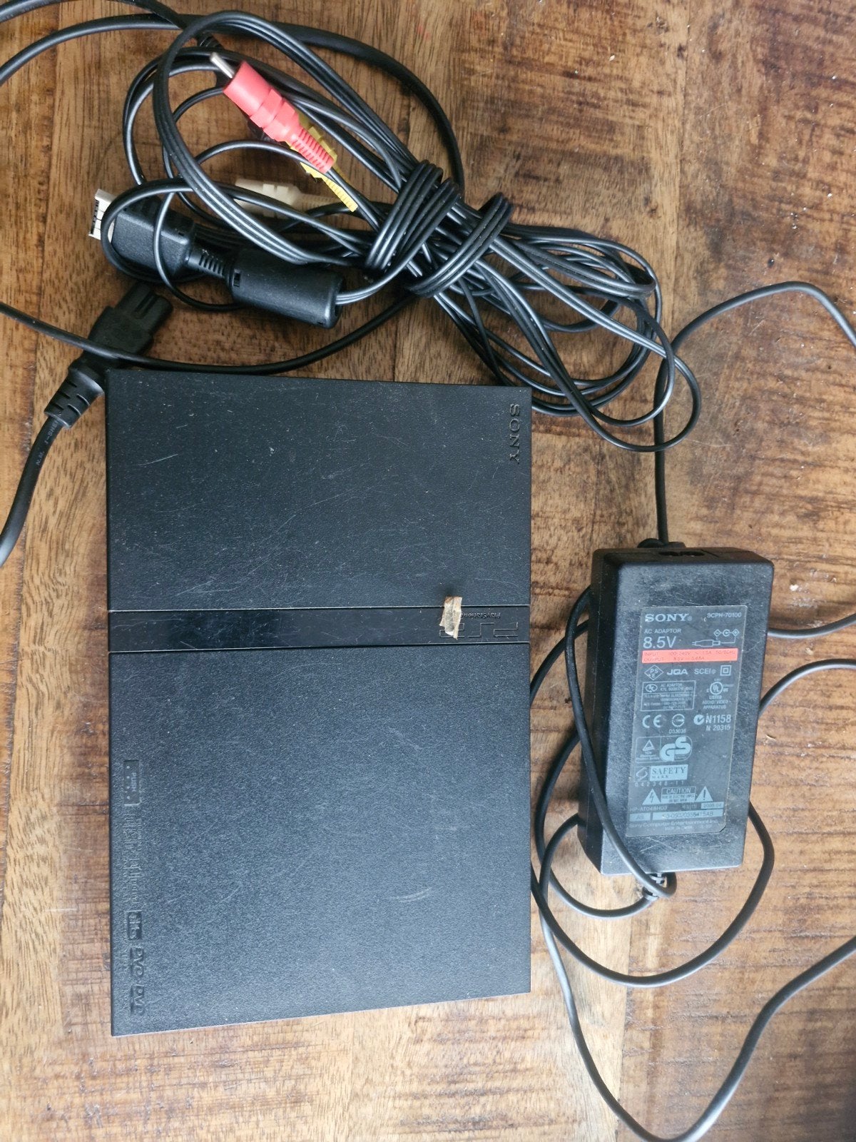 Sony PlayStation 2 Slim met Voeding en Kabels, Gebruikt, Zwart, Ophalen of Verzenden, Zonder controller