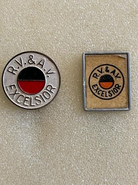 Excelsior ROTTERDAM voetbal Speldjes, Verzamelen, Ophalen of Verzenden, Zo goed als nieuw, Overige onderwerpen