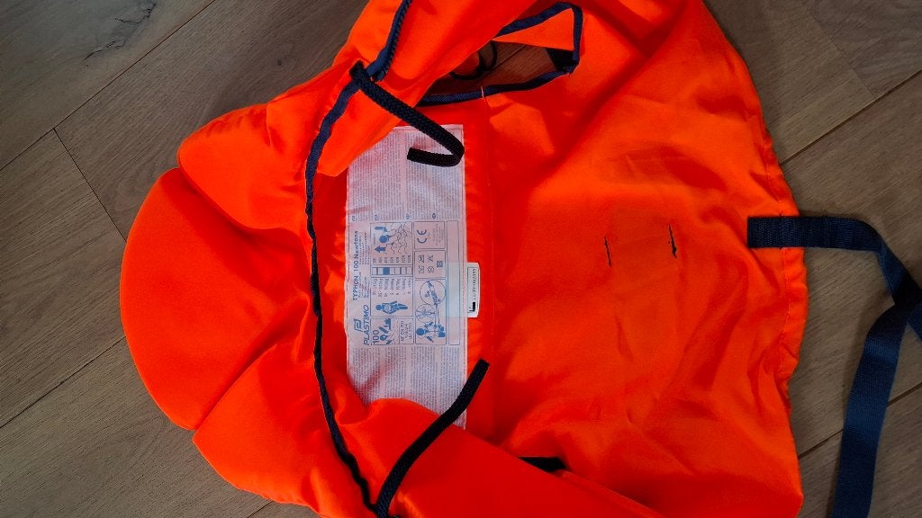 Twee kinder zwemvesten, Ophalen of Verzenden, Zo goed als nieuw, Reddingsvest of Zwemvest, Plastimo