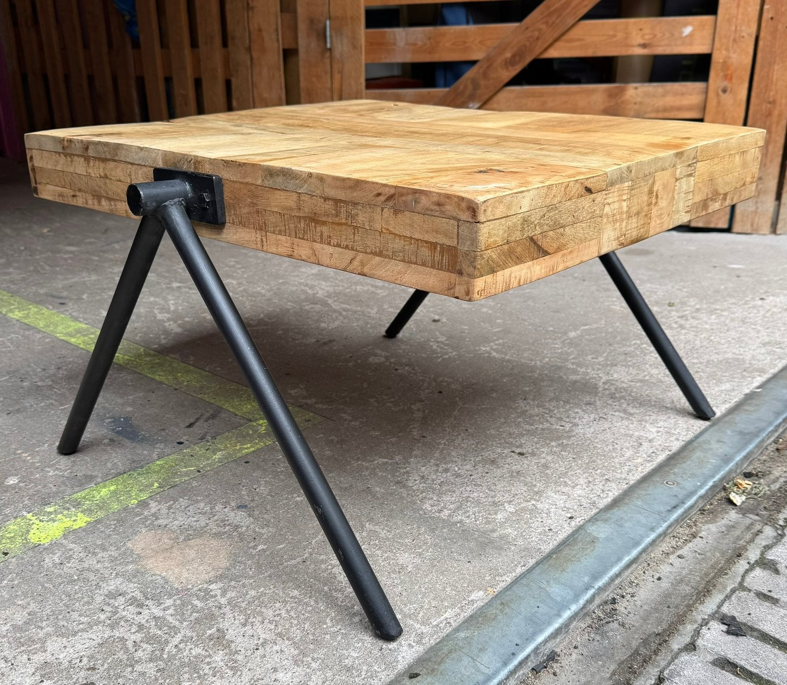 bijzettafel 71 x 58 cm., Ophalen, Minder dan 45 cm, Gebruikt, 55 tot 75 cm