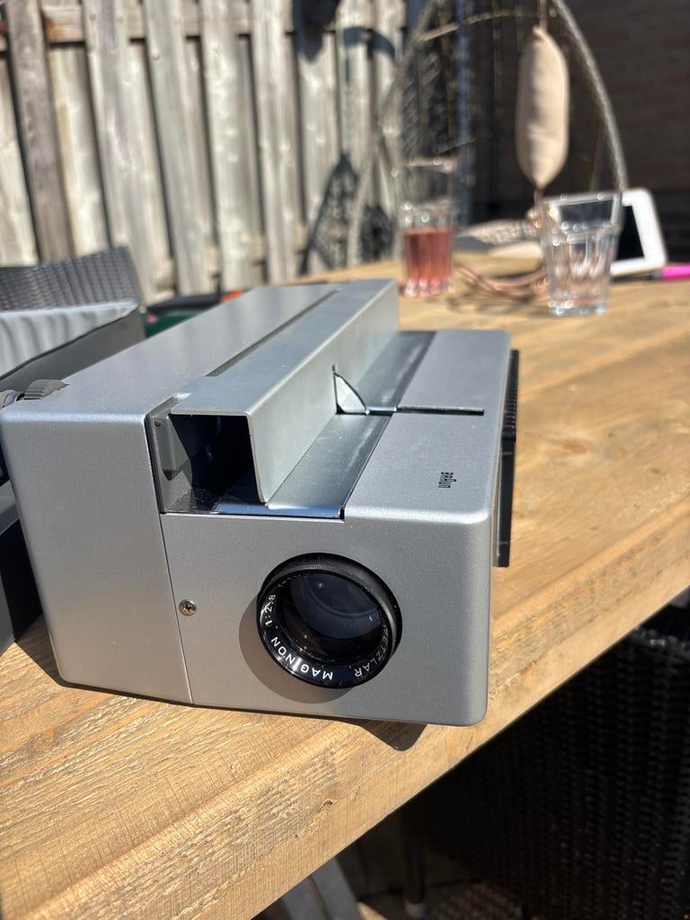 Braun AG D46 Diaprojector - Made in Western Germany, Ophalen of Verzenden, Zo goed als nieuw