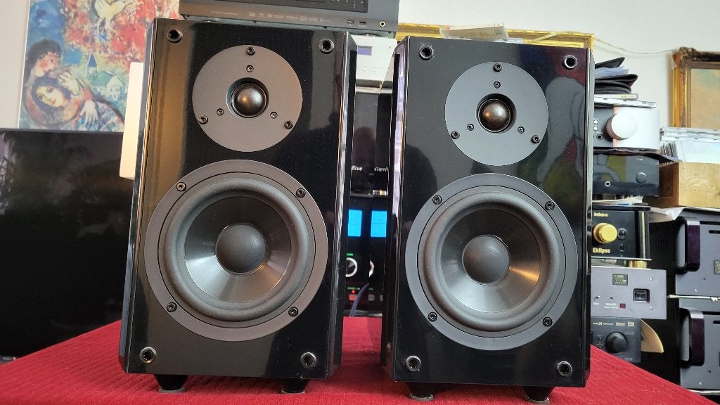 Nieuwstaat Pianolak YAMAHA NXE200 zwart, Audio, Tv en Foto, Stereo speakers, Zo goed als nieuw, 60 tot 120 watt, Basreflex