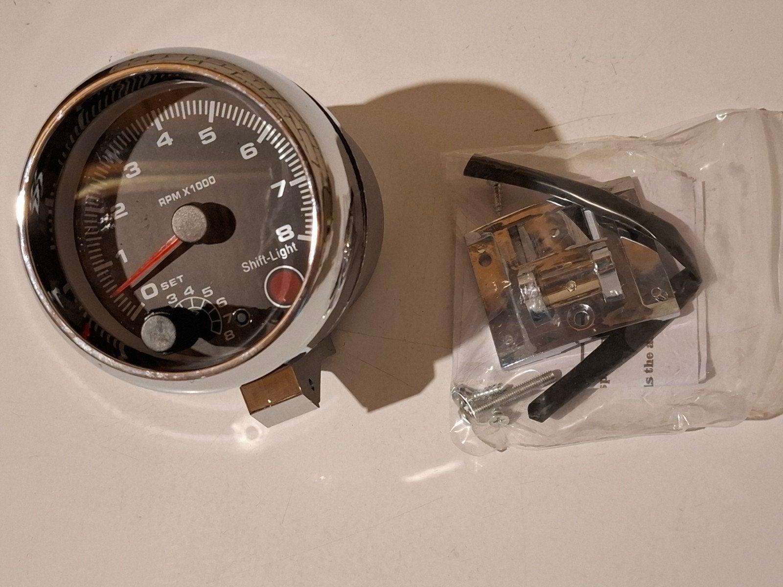 Toerenteller voor 4-6-8 cilinder motoren € 31,95, Ophalen of Verzenden, Toeren, Toeren@teller.com