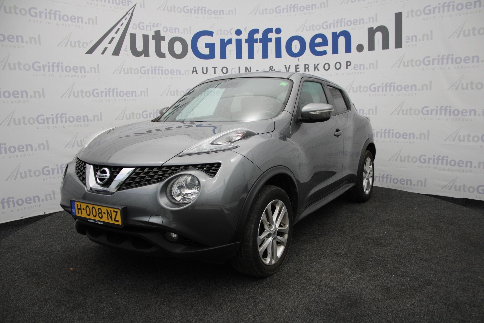 Nissan Juke 1.6 N-Connecta keurige automaat met nieuwe APK b, Auto's, 4 cilinders, Leder en Stof, 49 €/maand, Bedrijf