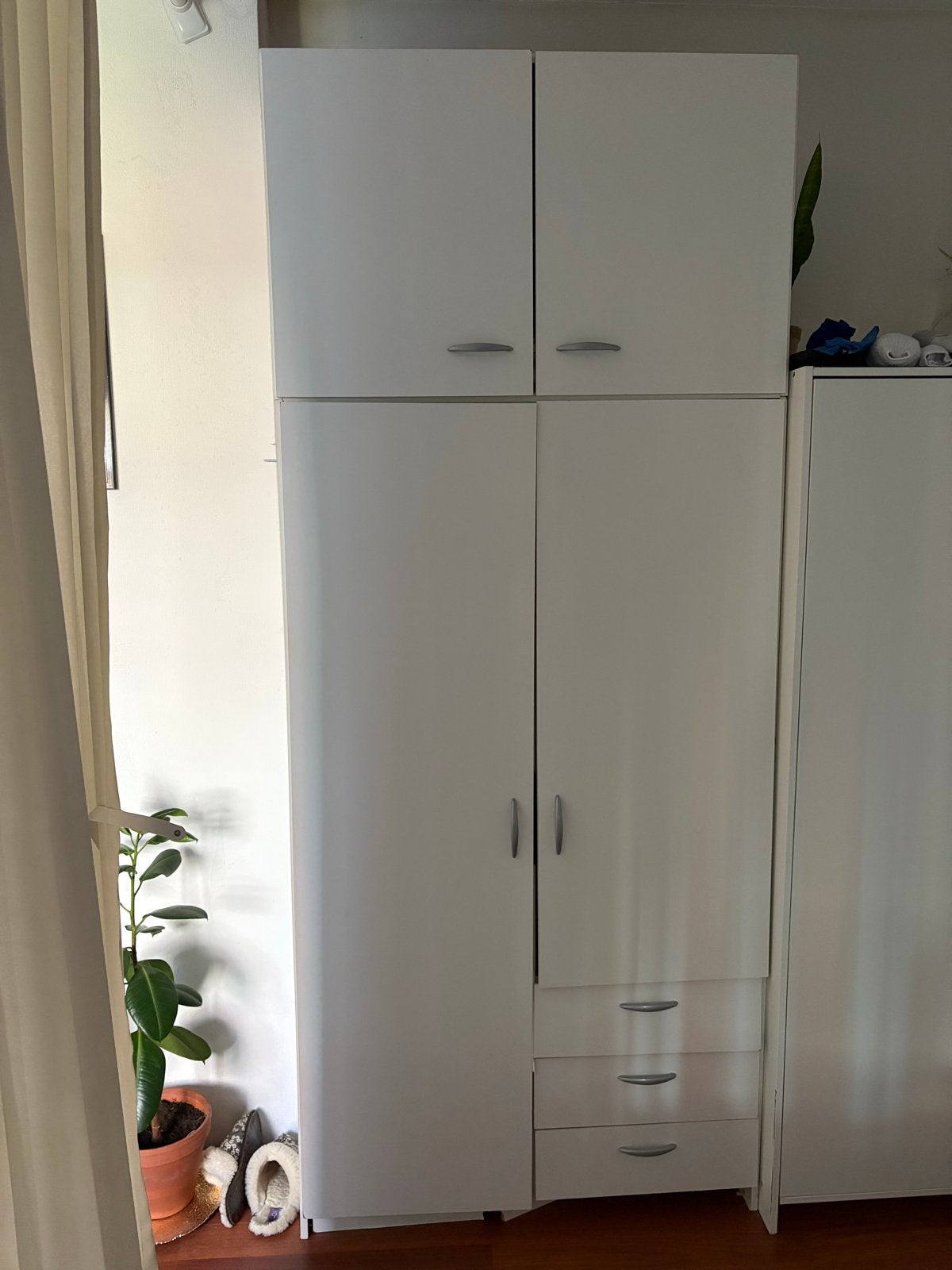 Witte kledingkast met lades en deuren hoog, Ophalen, Overige materialen, 200 cm of meer, 50 tot 100 cm