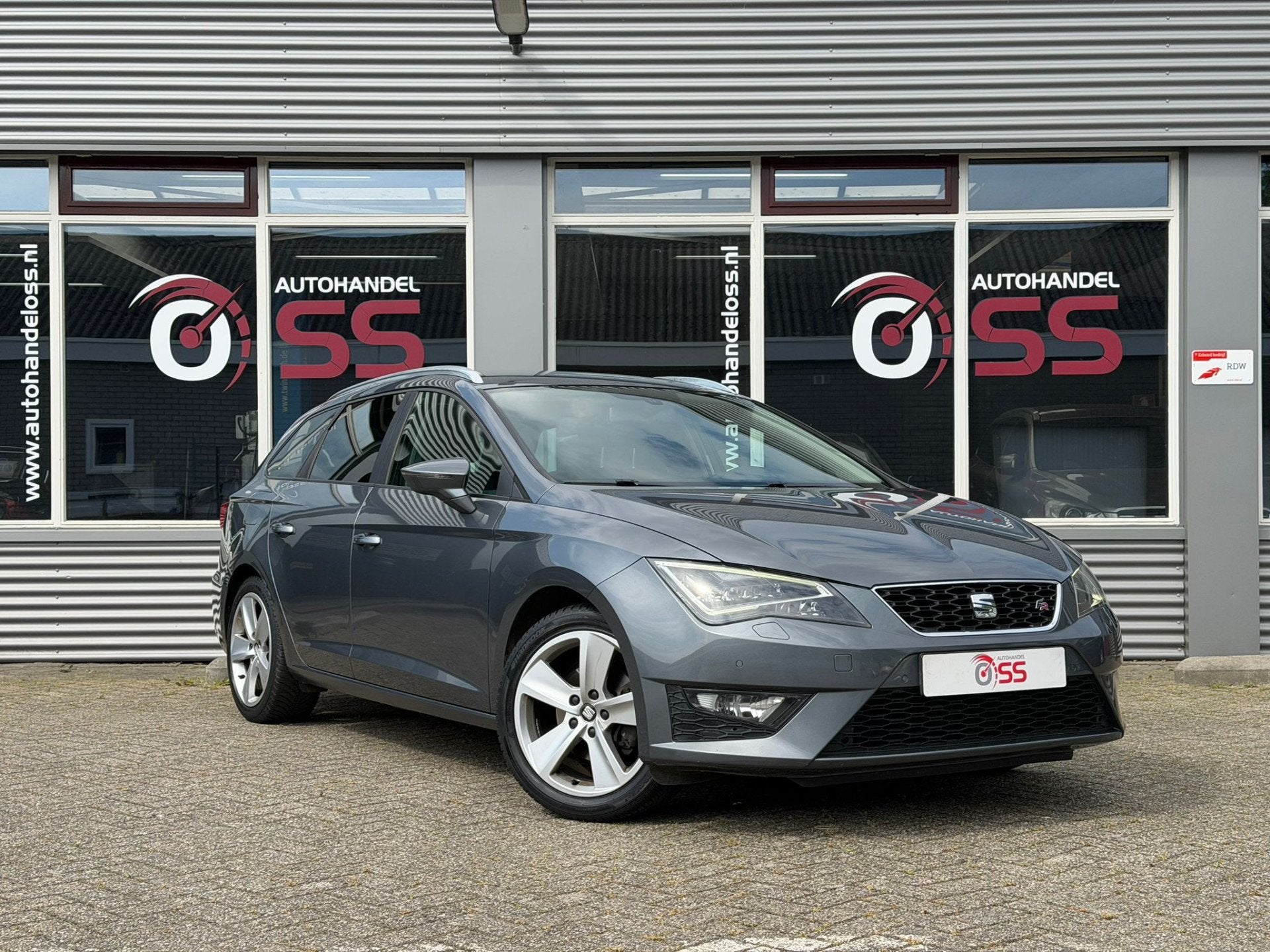 SEAT Leon ST 1.4 TSI FR First Edition NAVI CRUISE AIRCO LMV, Voorwielaandrijving, Euro 5, Gebruikt, 4 cilinders