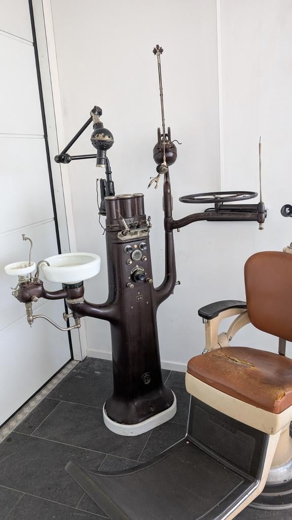 Ritter tandartsunit jaren 50 – industrieel design, Ophalen