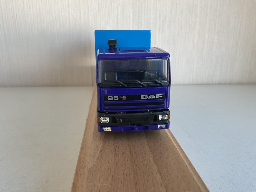 Lion toys daf blauw, Hobby en Vrije tijd, Ophalen of Verzenden, Zo goed als nieuw, Bus of Vrachtwagen, Lion Toys