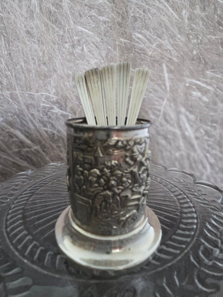 Verzilverd lepelvaasje DE met 6 empire lepeltjes DE, Ophalen of Verzenden, Zilver