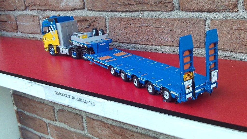 WSI   Volvo   FH4   Globetrotter   van   B.K.V., Hobby en Vrije tijd, Modelauto's | 1:50, Ophalen of Verzenden, Nieuw, Bus of Vrachtwagen