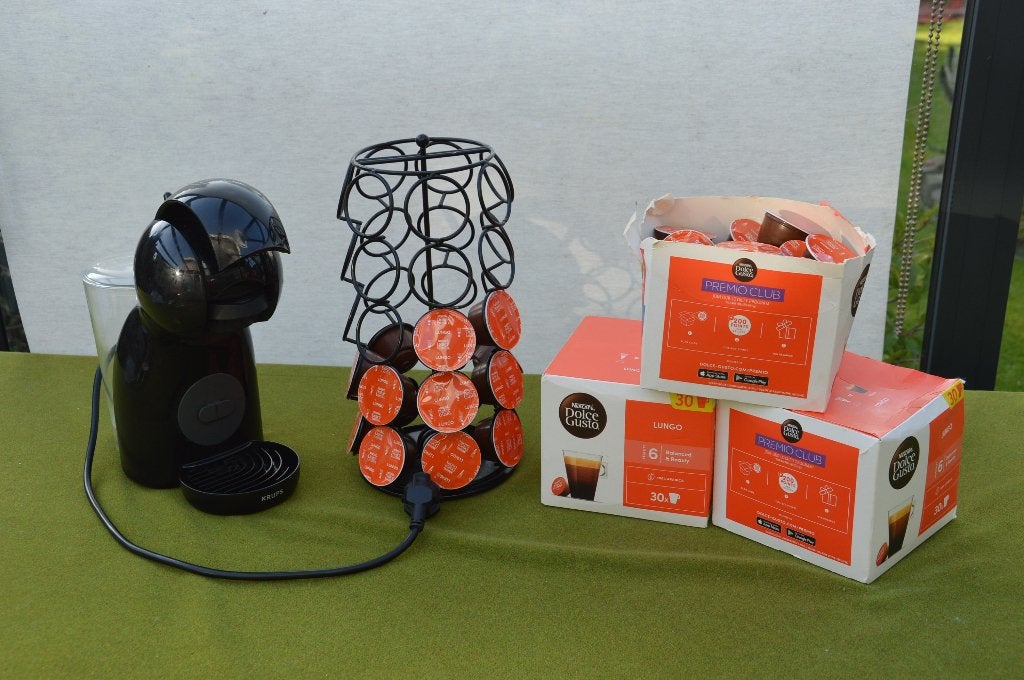 Dolce Gusto koffieapparaat met 3 volle dozen en carrousel, Ophalen of Verzenden, Gebruikt, Dolce Gusto, Dolce Gusto