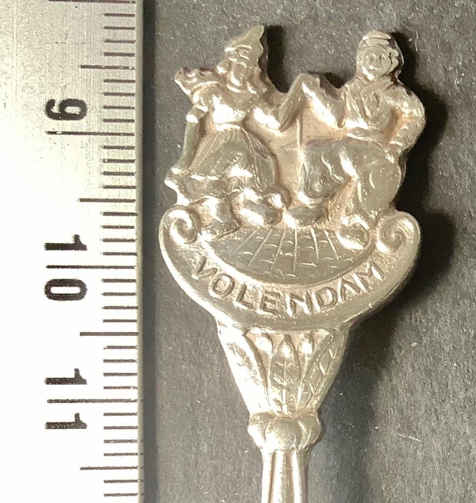 lepel, Volendam, Danspaar, type 4 (B3, Ophalen of Verzenden, Gebruikt
