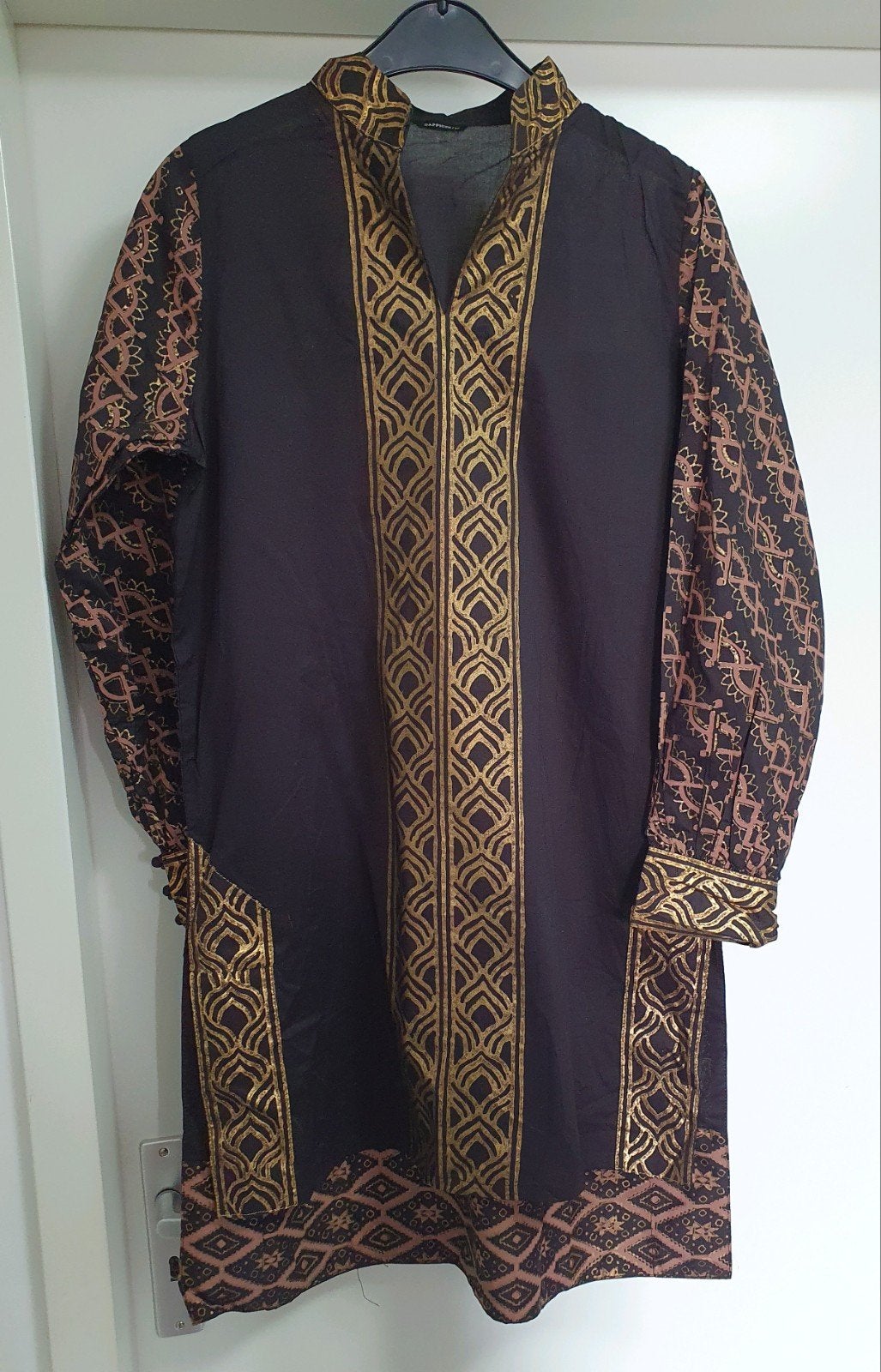 Nieuwe Sapphire Tuniek Zwart/Goud Maat M, Maat 38/40 (M), Sapphire, Zwart, Nieuw