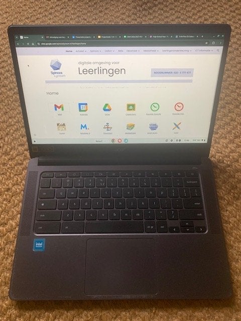 Verloren in Amsterdam: Acer Chromebook in zwarte rugzak, 14 inch, 64 GB, Touchscreen, Ophalen of Verzenden
